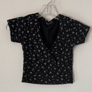 Brandy Melville Black Floral Short Sleeve Top